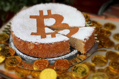 Bitcoin hits $14k on its 12th birthday as crypto figures hail asset |  Finbold