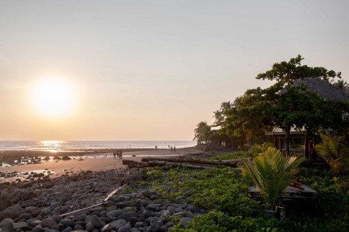 Why You Should Visit El Zonte, El Salvador - These Foreign Roads